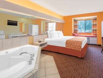 Hotel Microtel & By Wyndham